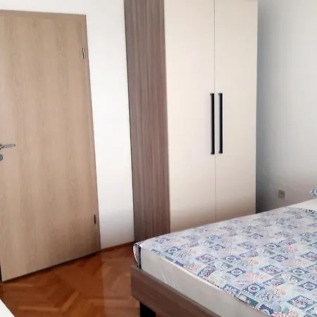 Stanici 2763c Appartement